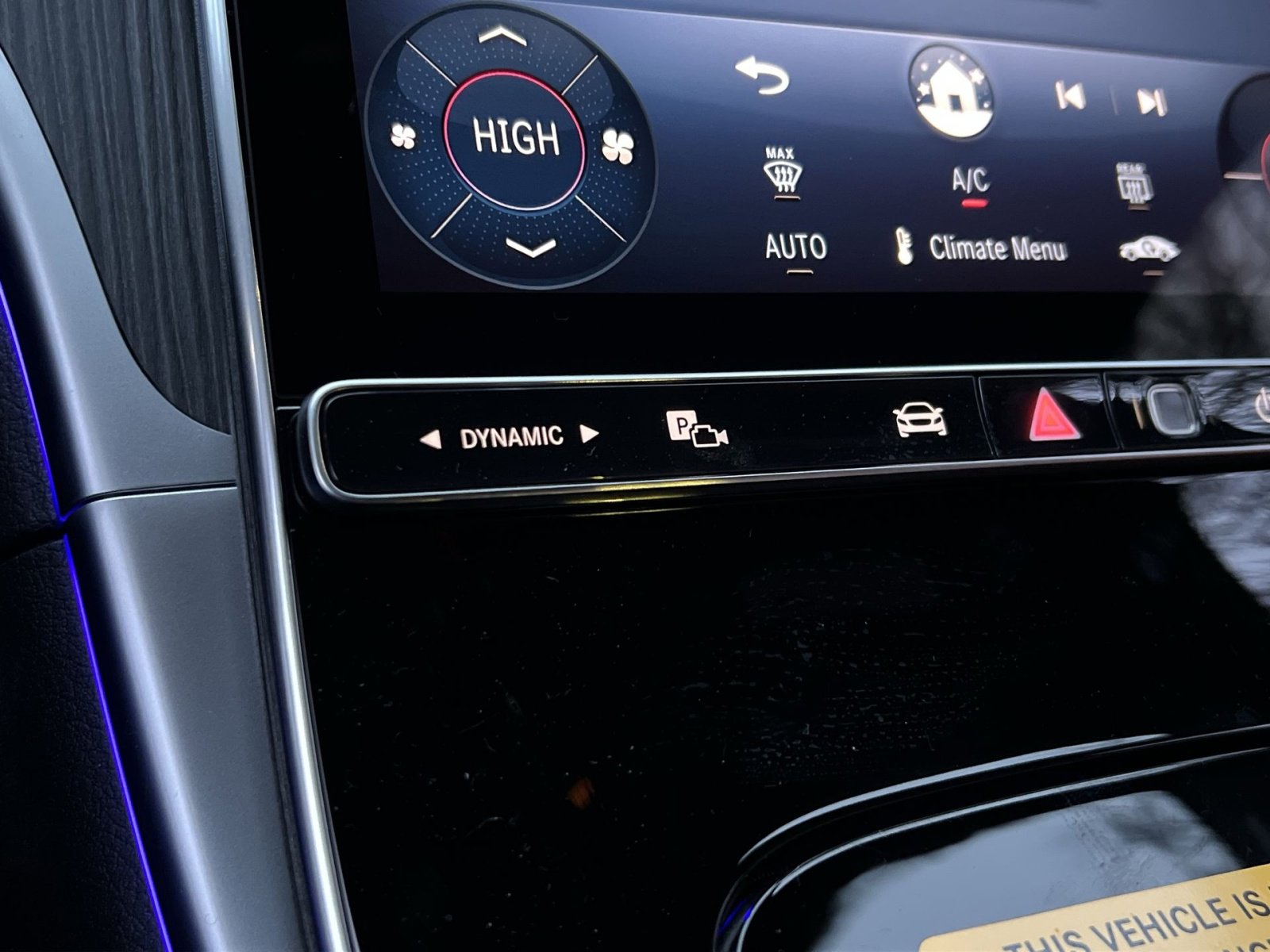 New 2026 Mercedes-Benz C 300 4MATIC Sedan image 32