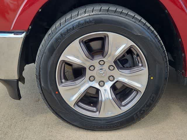 Used 2020 RAM 1500 Laramie RWD image 13