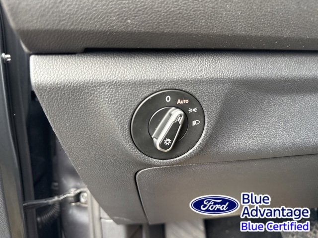 Used 2024 Volkswagen Jetta SE image 19