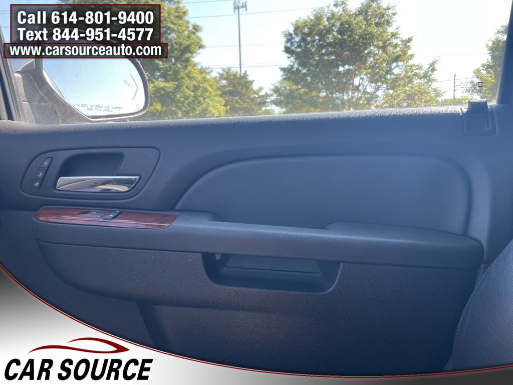 Used 2013 Chevrolet Suburban LTZ image 23