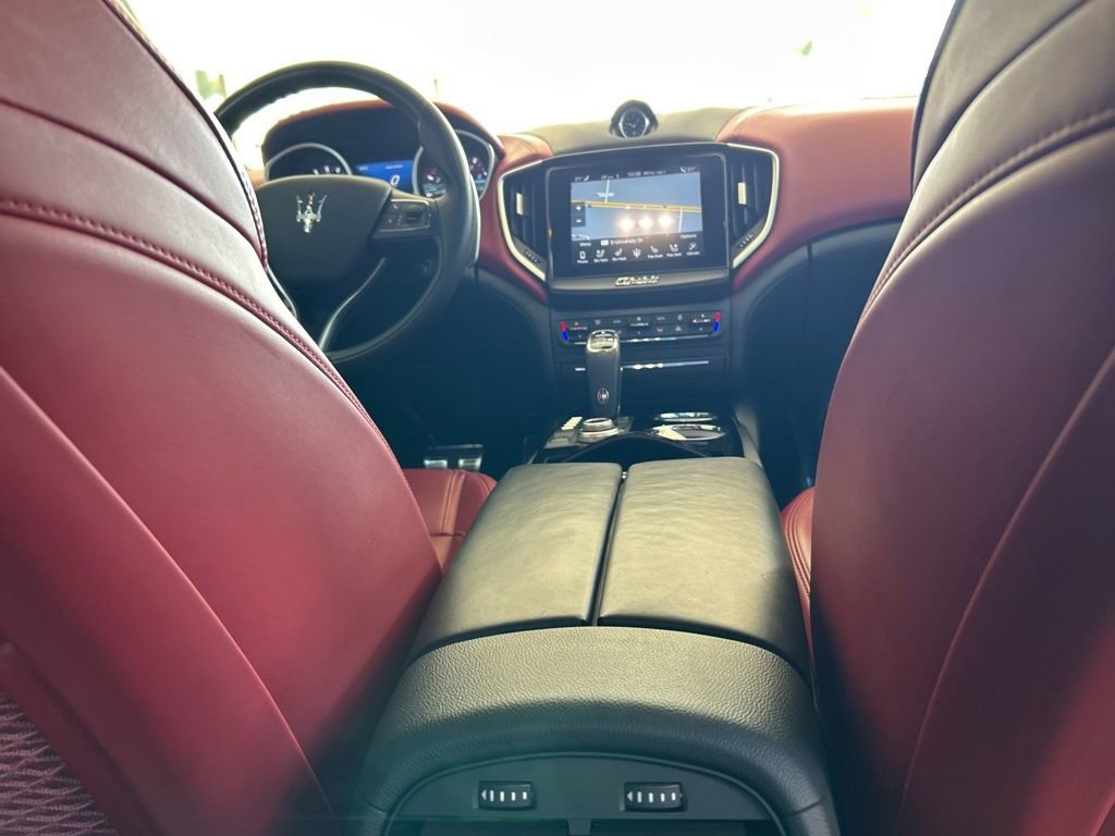 Used 2019 Maserati Ghibli S GranSport image 34