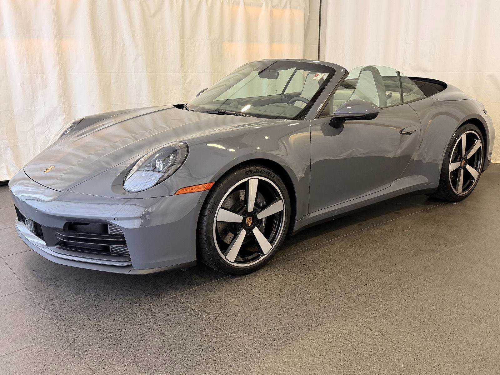 Used 2025 Porsche 911 Carrera image 10