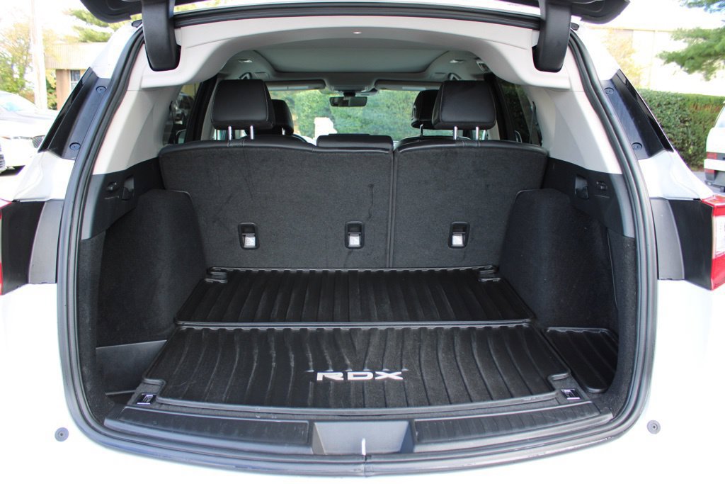 Used 2023 Acura RDX w/ Technology Package FWD image 11