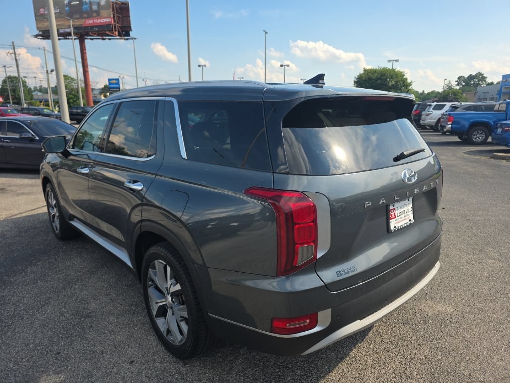 Used 2022 Hyundai Palisade SEL w/ Premium Package FWD image 7