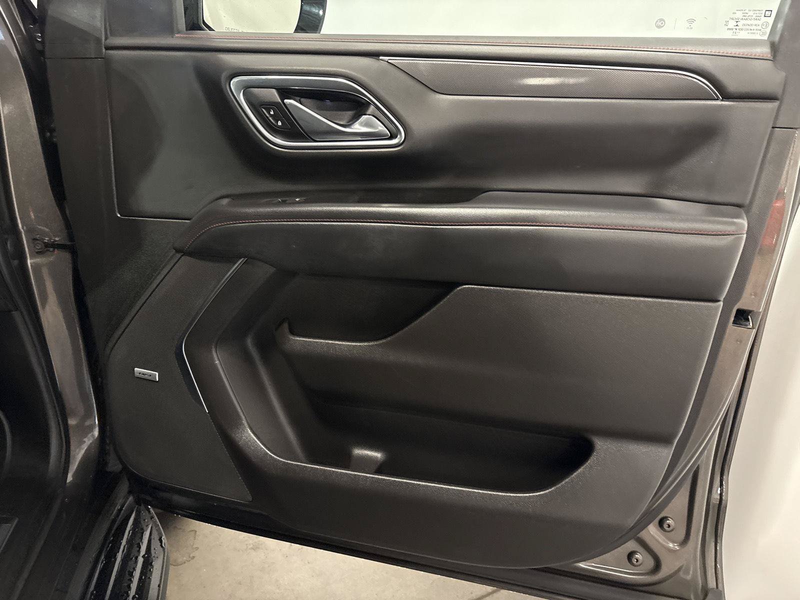 Used 2021 Chevrolet Suburban RST w/ Luxury Package AWD/4WD image 57