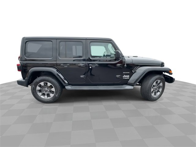 Used 2018 Jeep Wrangler Unlimited Sahara w/ Dual Top Group image 9