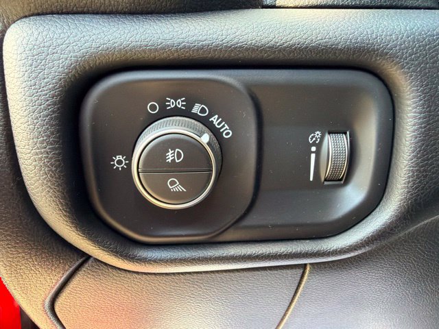 Used 2026 RAM 2500 Big Horn AWD/4WD image 17