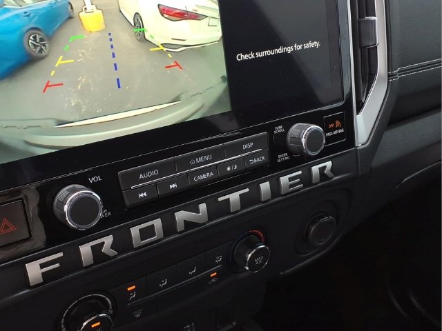 Certified 2025 Nissan Frontier SV AWD/4WD image 13