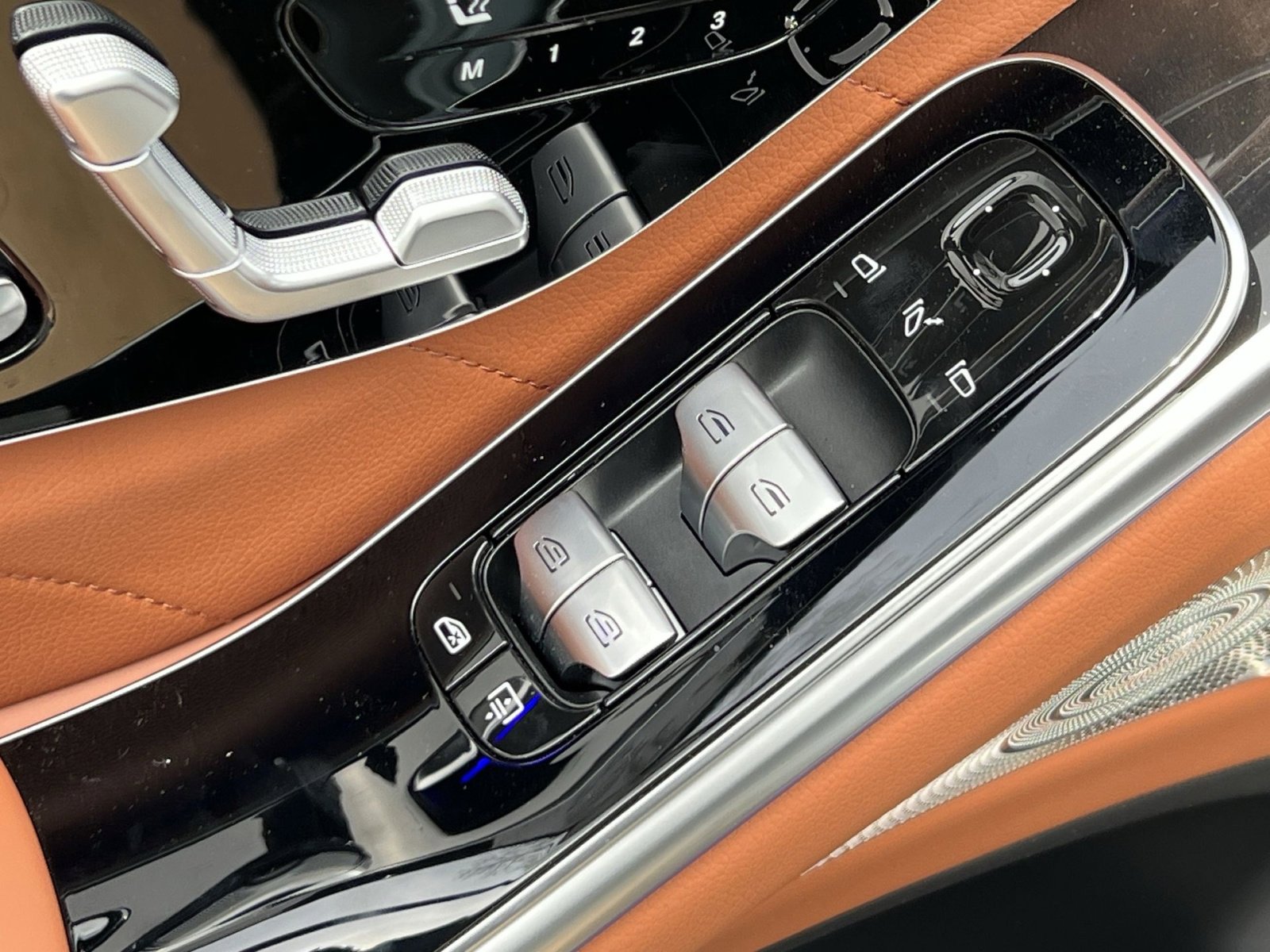New 2026 Mercedes-Benz S 500 4MATIC image 13
