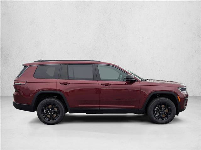 New 2026 Jeep Grand Cherokee L 2WD image 4