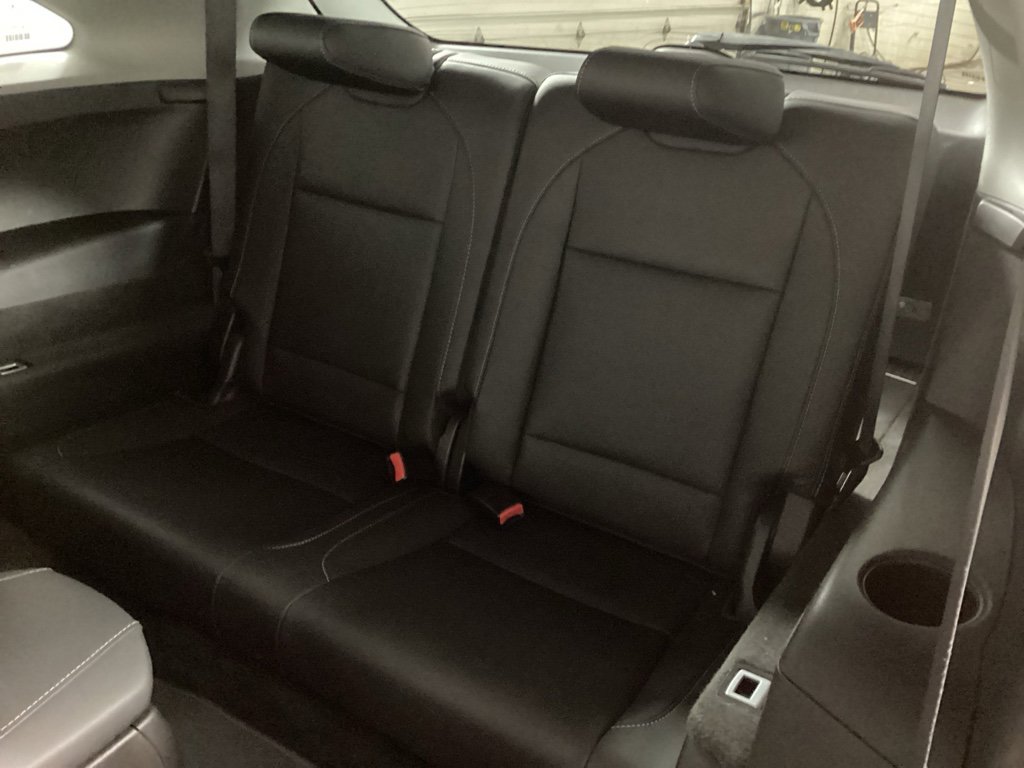 Used 2017 Acura MDX SH-AWD w/ Advance Package image 16