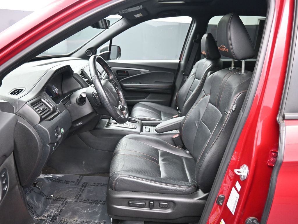 Certified 2023 Honda Passport TrailSport image 19