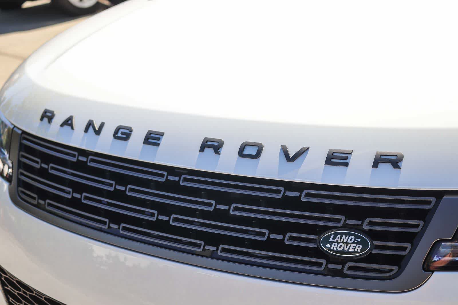 New 2026 Land Rover Range Rover Sport SE AWD/4WD image 11