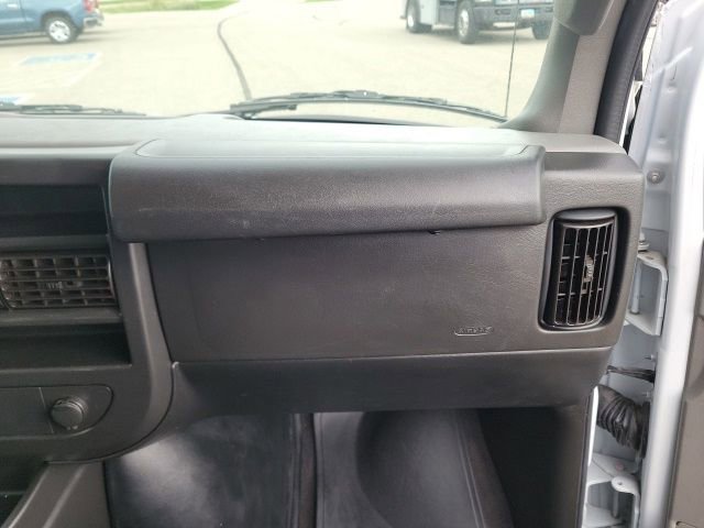 Used 2020 Chevrolet Express 3500 LT w/ LT Preferred Equipment Group image 16