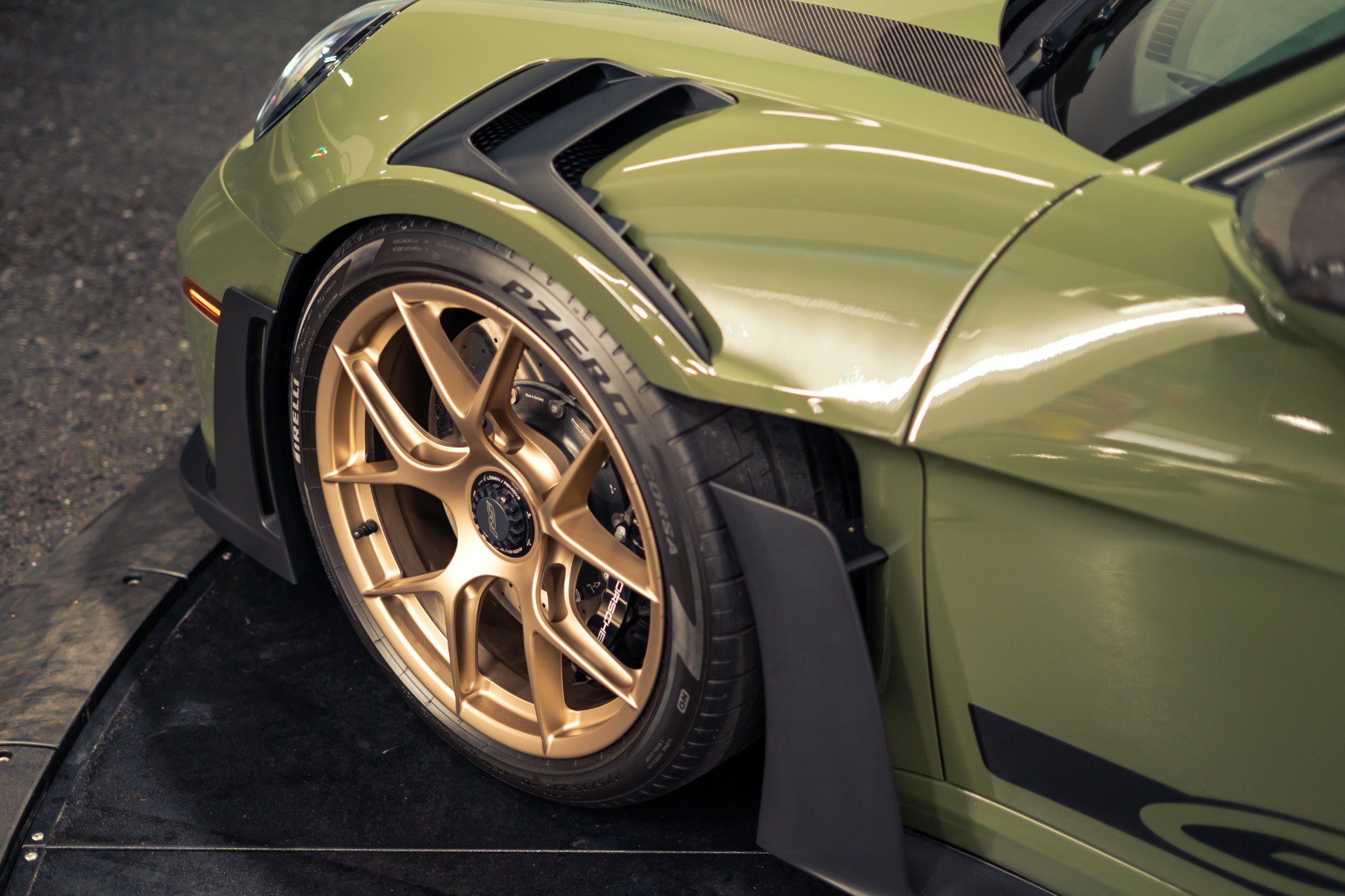 Used 2024 Porsche 911 GT3 RS RWD image 8