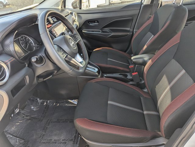 Used 2025 Nissan Versa SR image 15