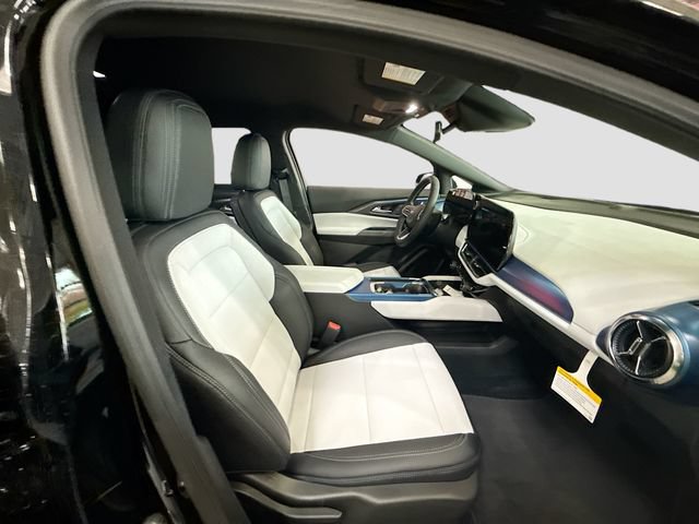New 2026 Chevrolet Equinox EV LT AWD/4WD image 28