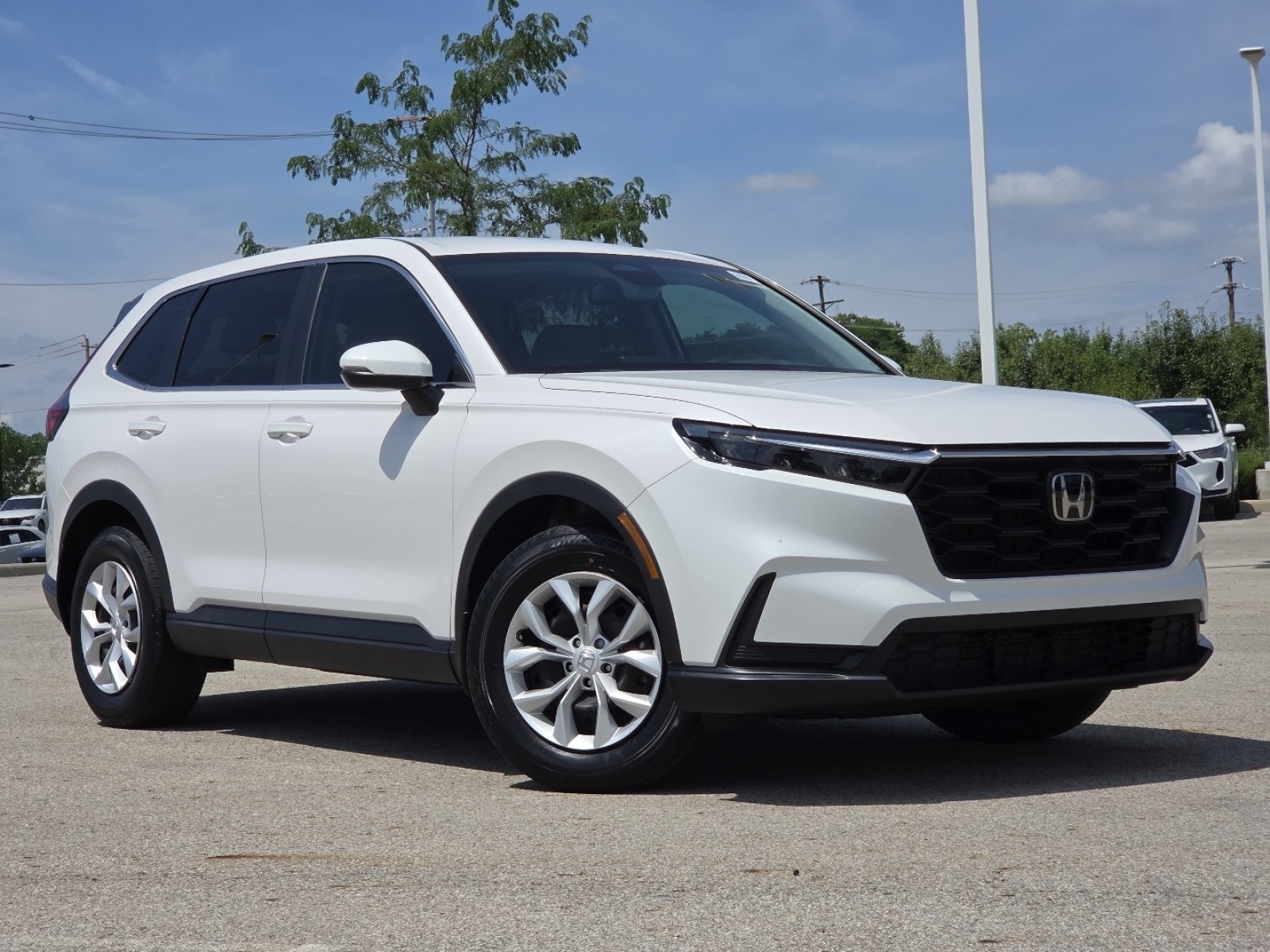 Used 2025 Honda CR-V LX image 2