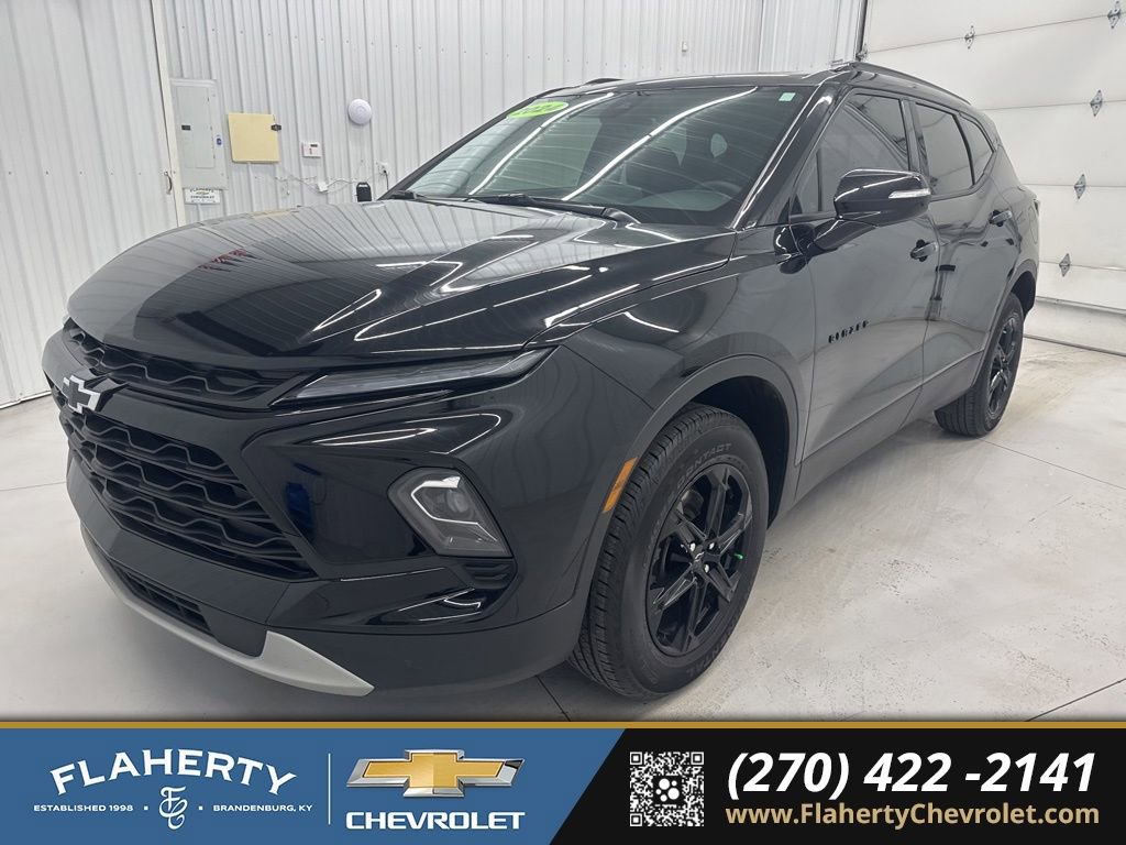 Used 2024 Chevrolet Blazer LT w/ Midnight/Sport Edition image 7