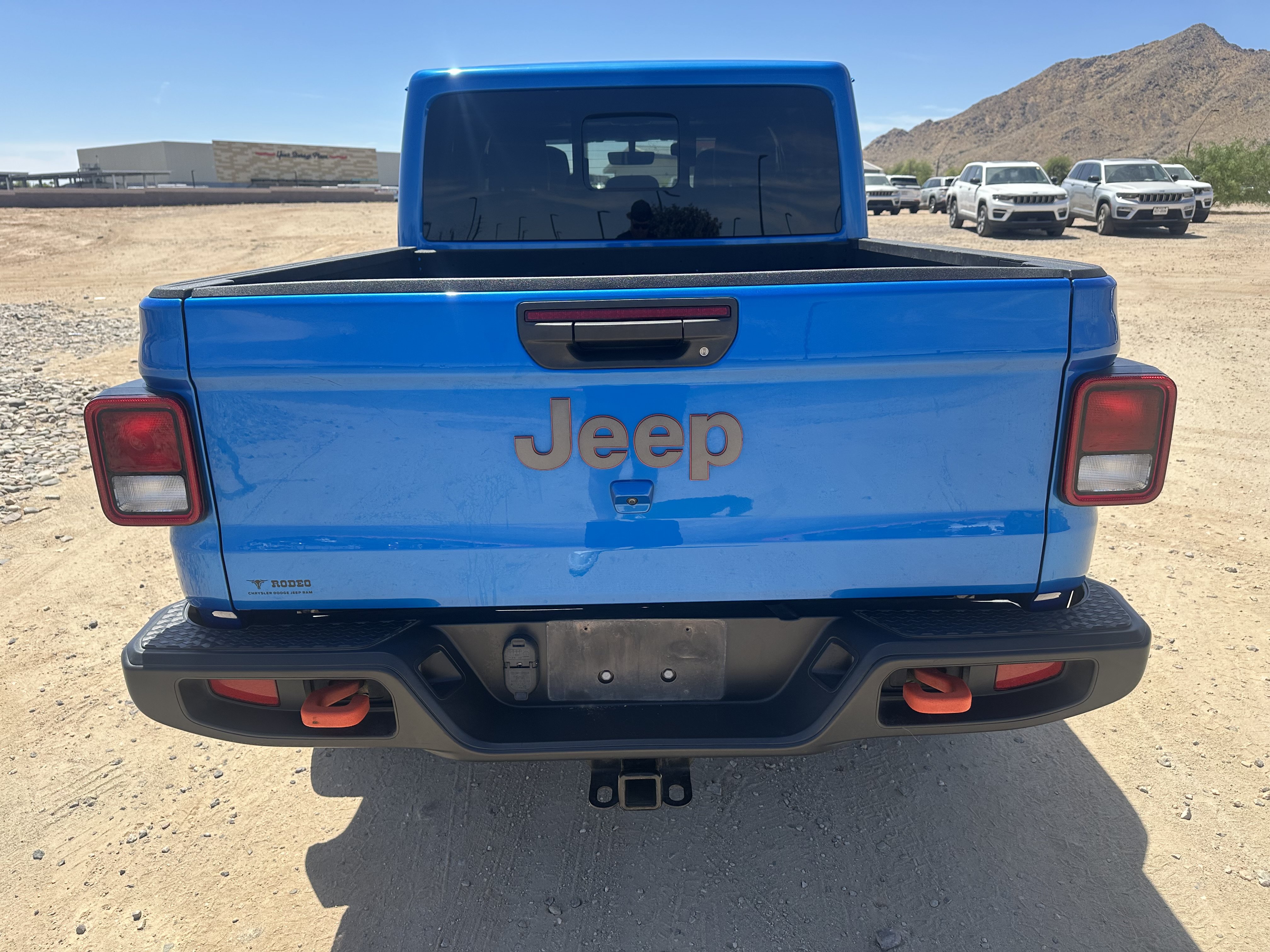 Used 2021 Jeep Gladiator Mojave AWD/4WD image 4