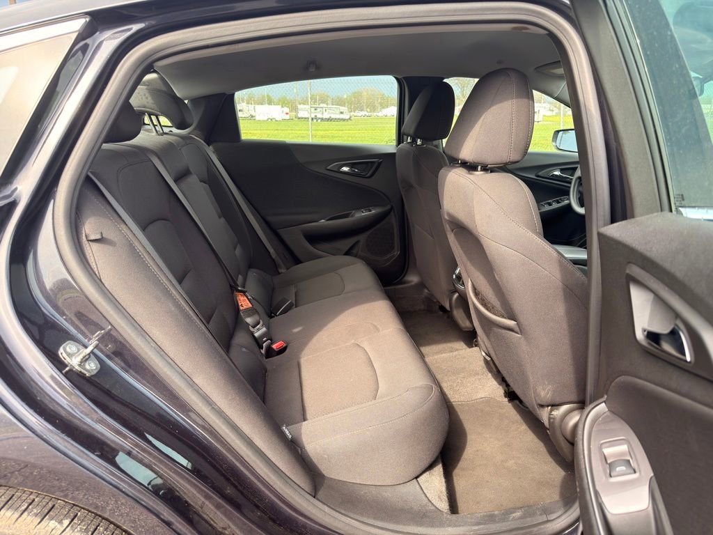 Used 2023 Chevrolet Malibu LT FWD image 28
