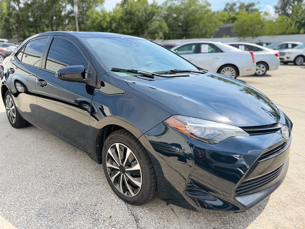 Used 2017 Toyota Corolla LE FWD image 7