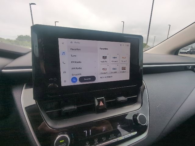 Used 2025 Toyota Corolla LE FWD image 14