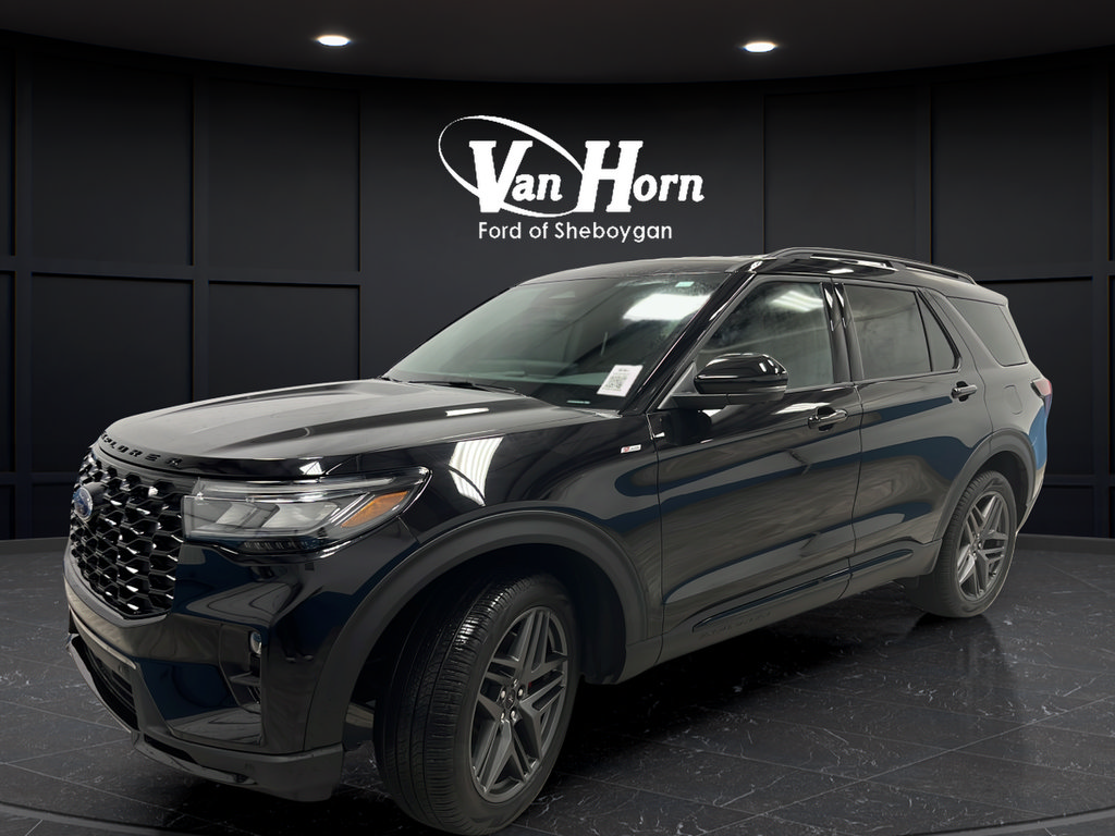 Used 2026 Ford Explorer ST-Line w/ ST-Line Street Pack AWD/4WD image 3