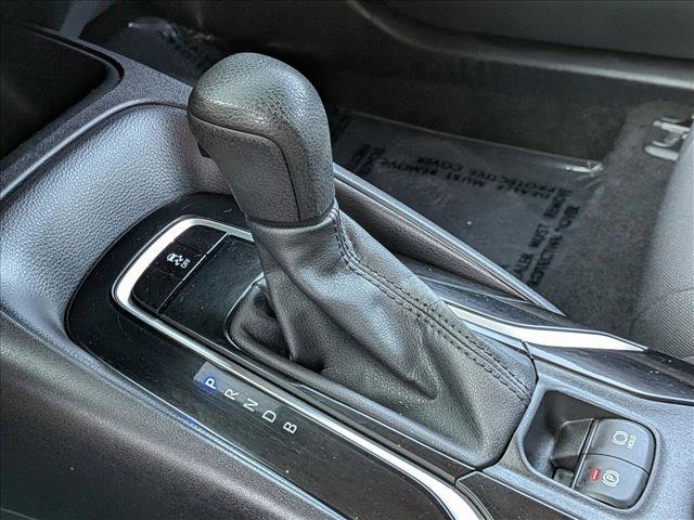 Used 2022 Toyota Corolla LE image 12