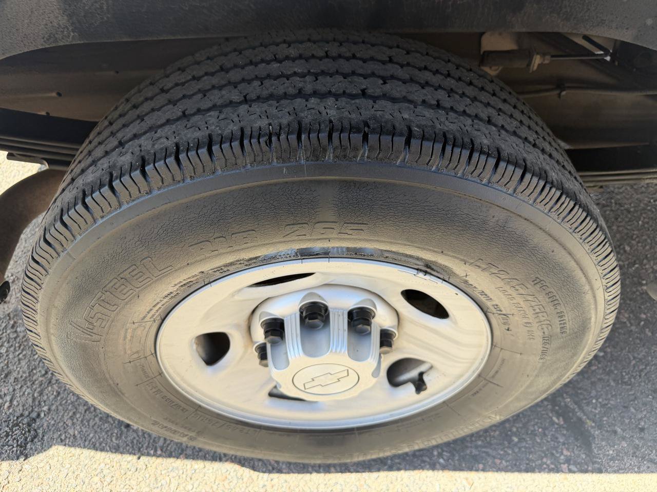 Used 2016 Chevrolet Express 2500 LS RWD image 28
