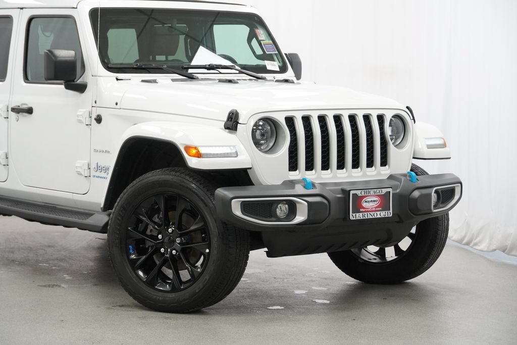Used 2023 Jeep Wrangler Unlimited Sahara w/ Cold Weather Group AWD/4WD image 3