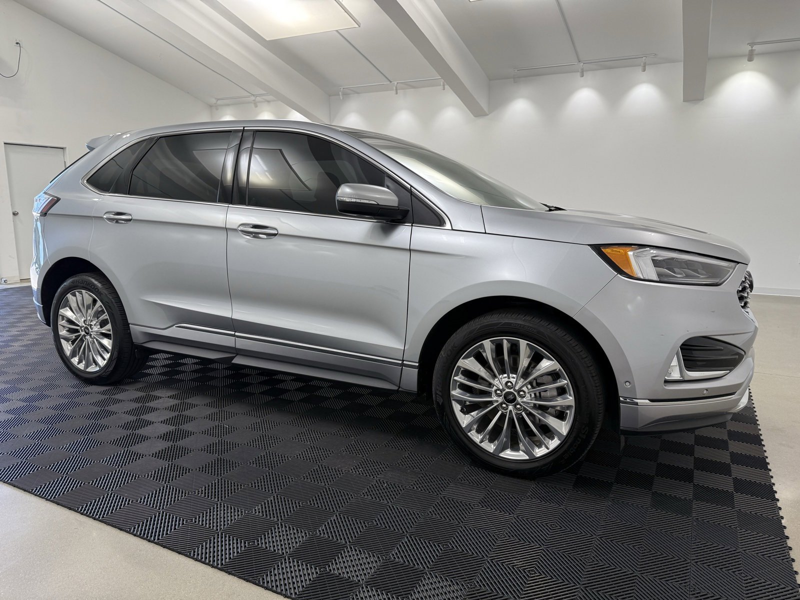 Used 2024 Ford Edge Titanium w/ Titanium Elite Package image 1