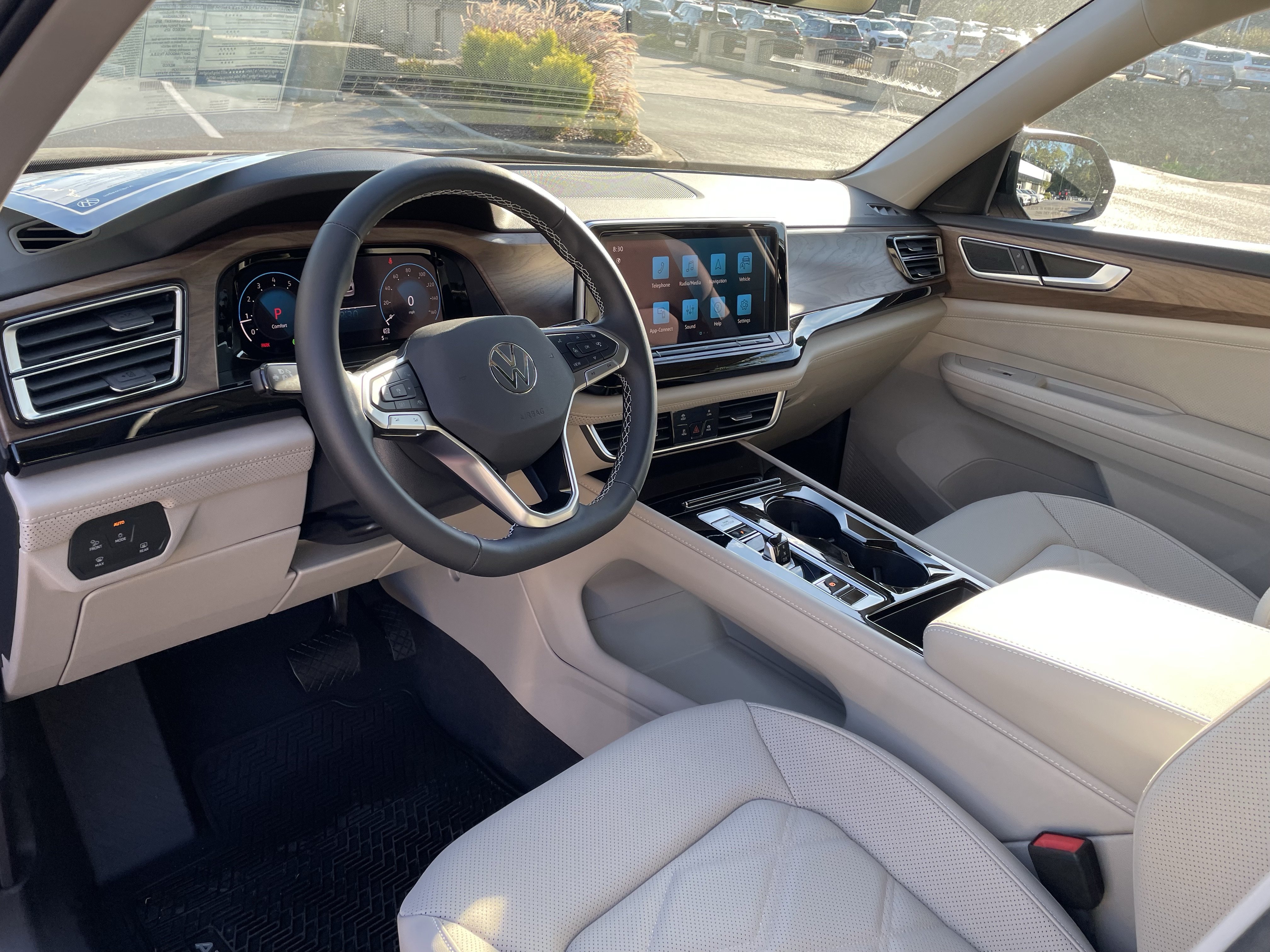 New 2026 Volkswagen Atlas SE FWD image 15