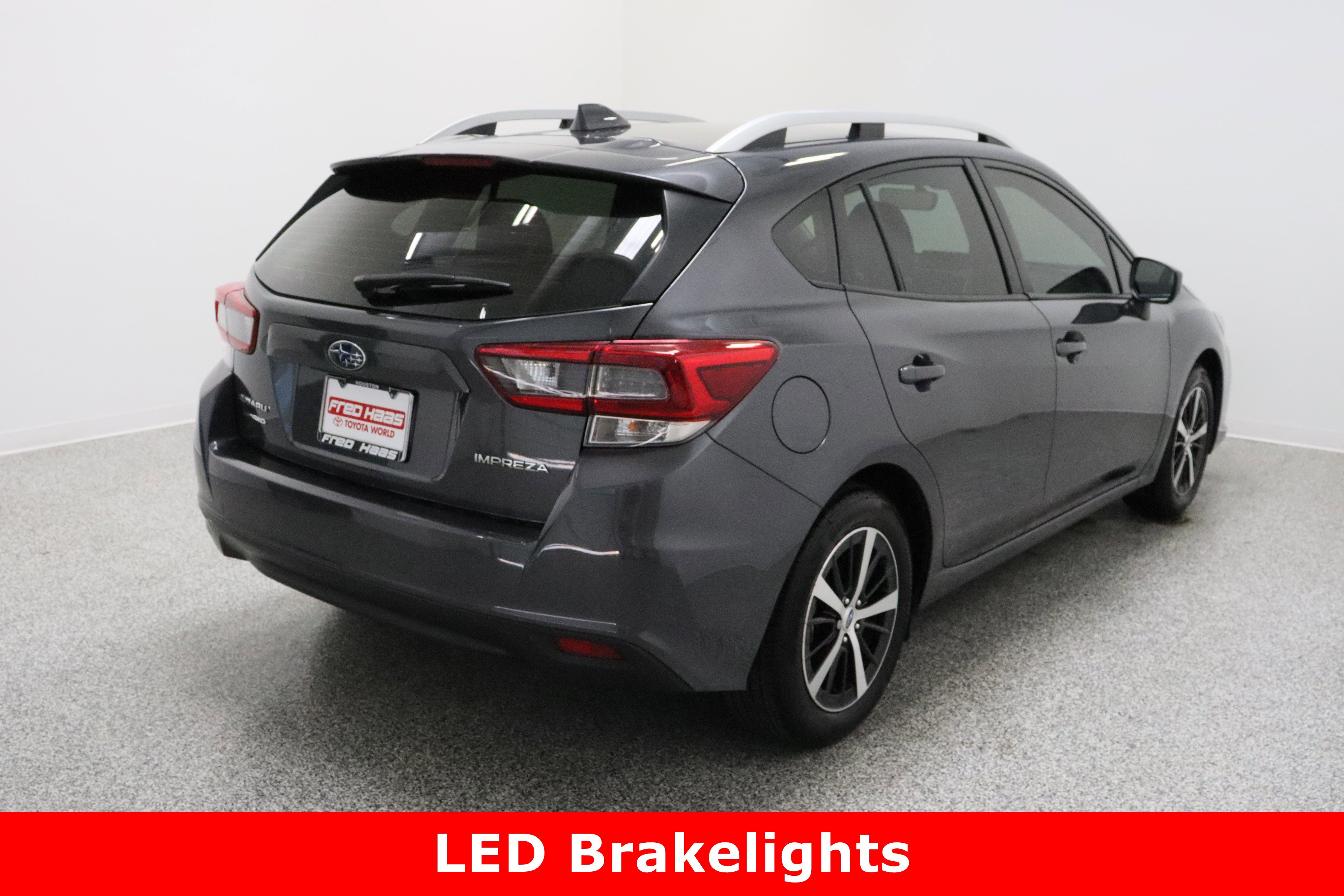 Used 2022 Subaru Impreza 2.0i Premium image 7