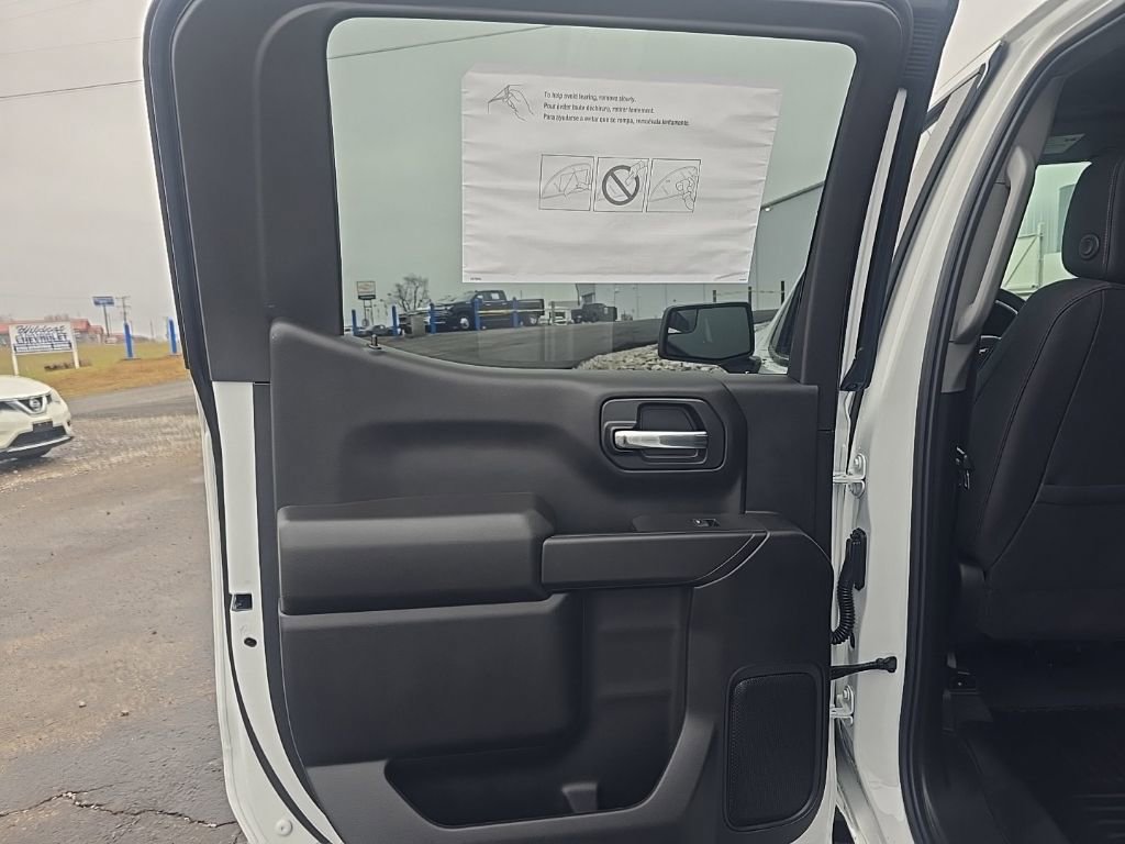 Used 2026 Chevrolet Silverado 1500 Custom image 17