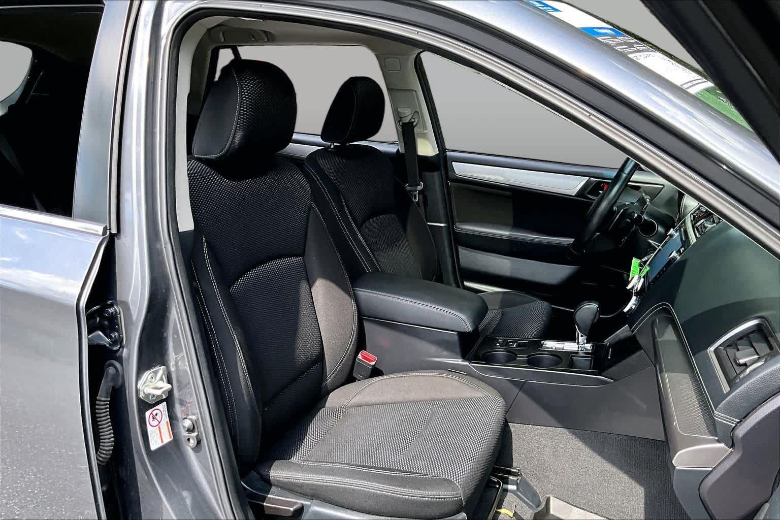 Used 2018 Subaru Outback 2.5i Premium AWD/4WD image 9