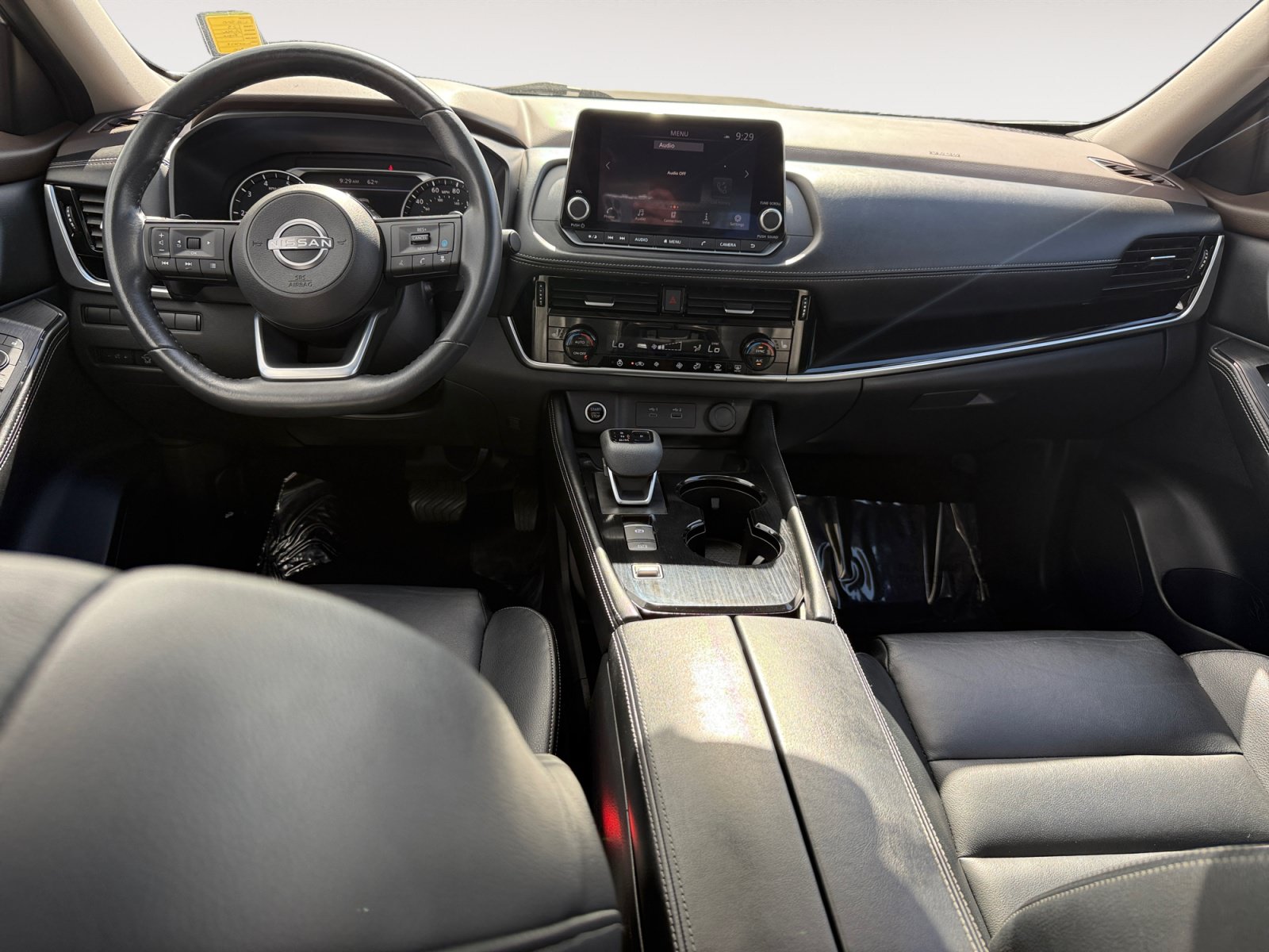Used 2023 Nissan Rogue SL FWD image 15