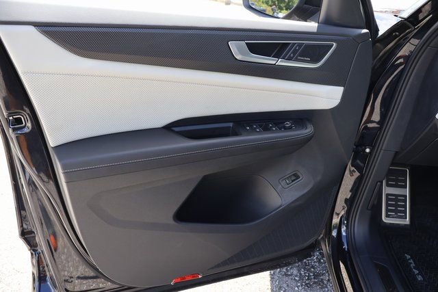 New 2026 Volkswagen Atlas Cross Sport SEL Premium R-Line image 10