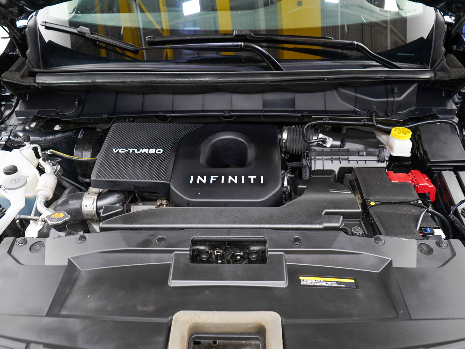 Used 2025 INFINITI QX60 Luxe AWD/4WD image 36