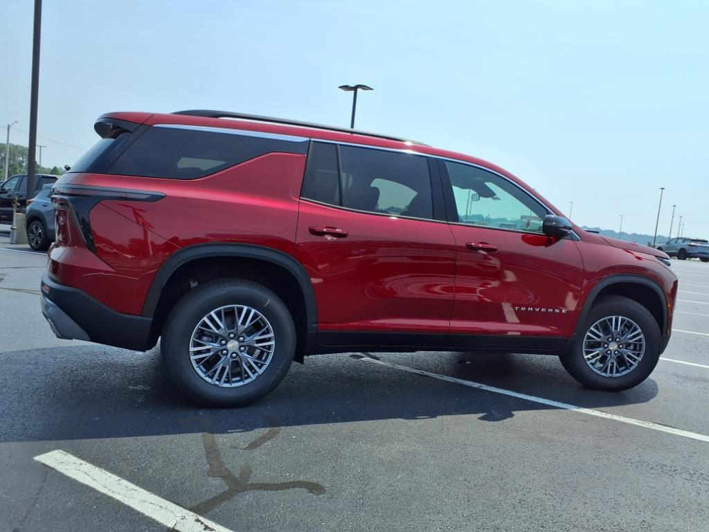 New 2026 Chevrolet Traverse LT w/ LPO, Floor Liner Package image 28