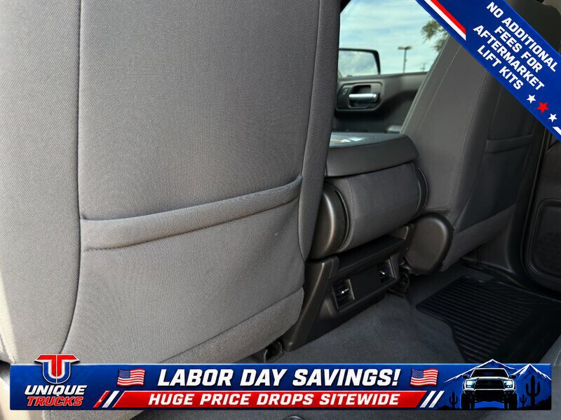 Used 2021 GMC Sierra 1500 4x4 Crew Cab w/ Sierra Value Package image 20