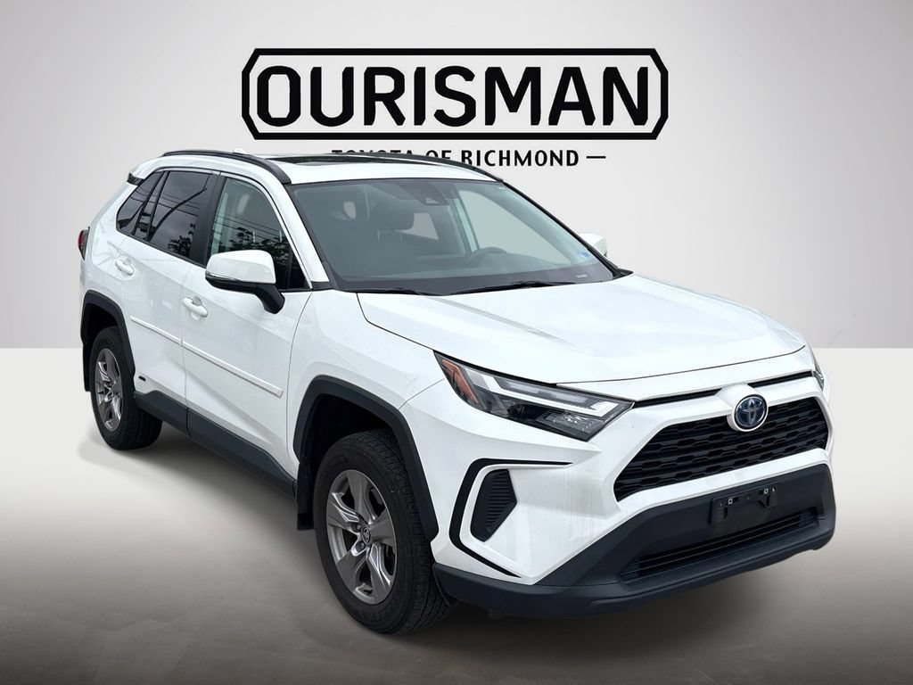 Certified 2023 Toyota RAV4 XLE w/ Convenience Package AWD/4WD image 3