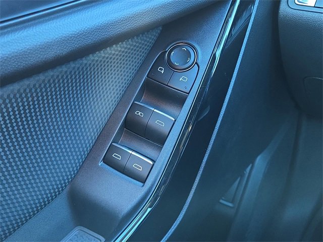 New 2026 Chevrolet Equinox RS w/ Convenience Package III image 18