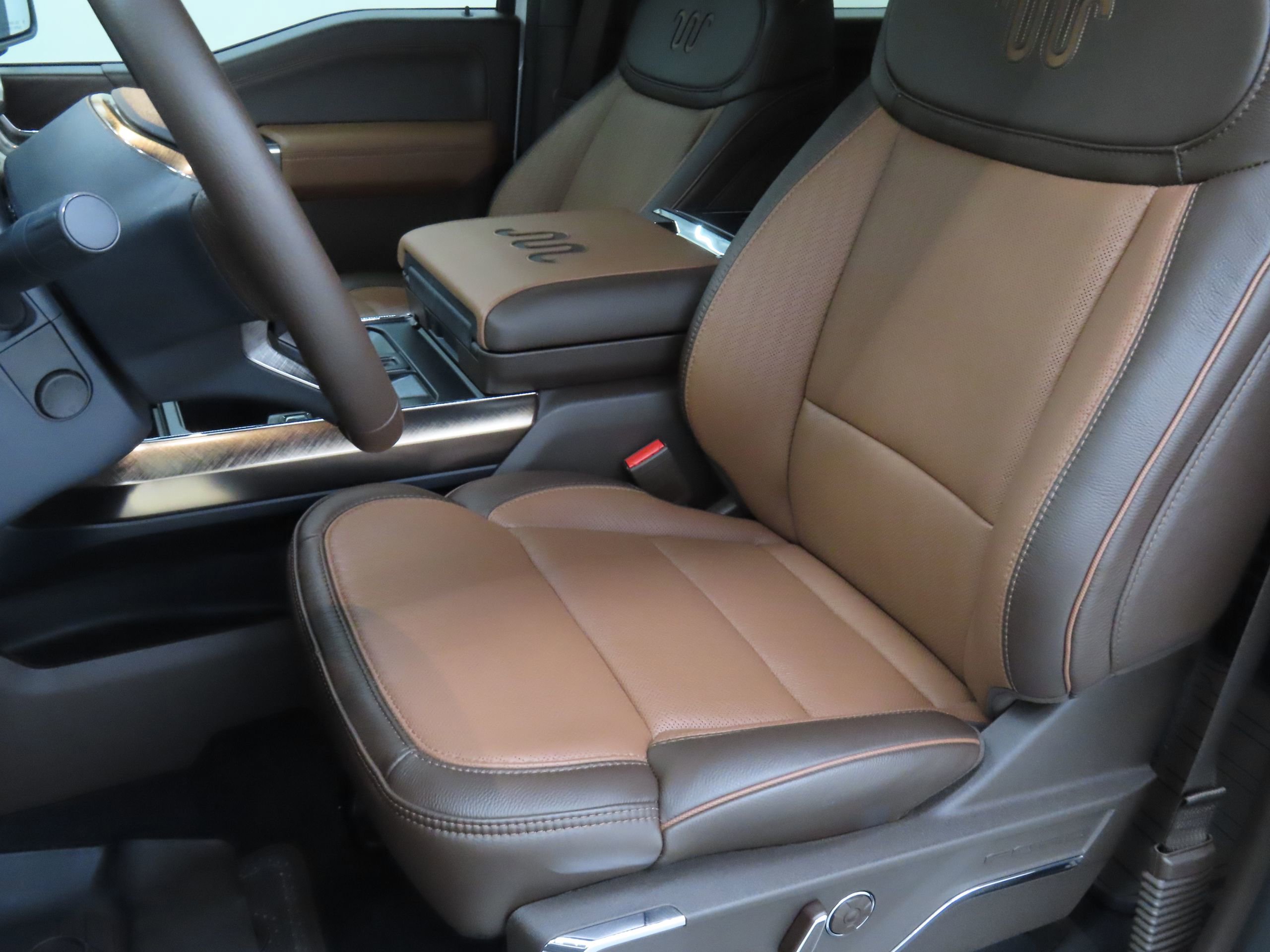 New 2025 Ford F150 King Ranch w/ FX4 Off-Road Package AWD/4WD image 12