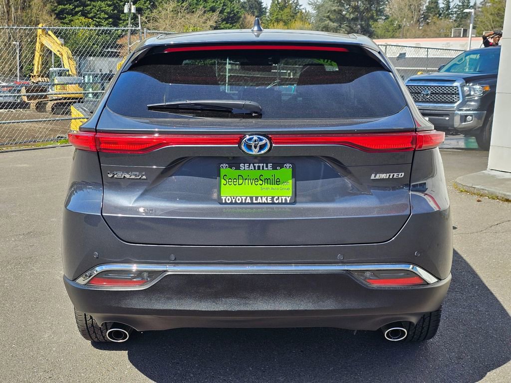 Used 2024 Toyota Venza Limited AWD/4WD image 6