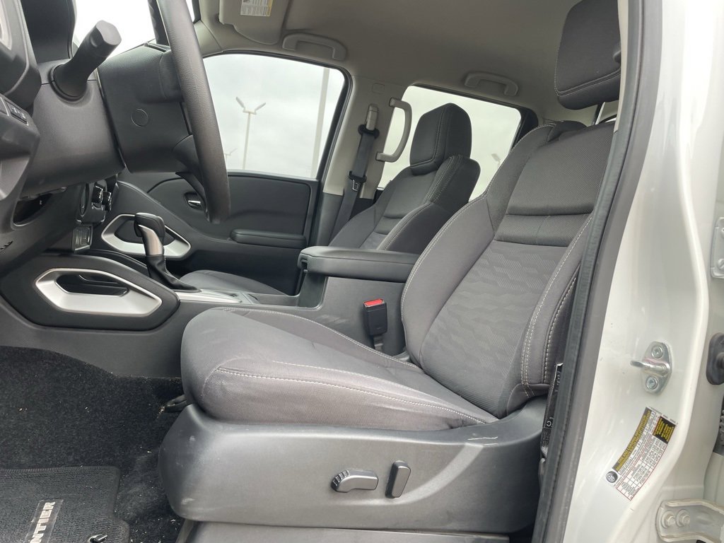 Certified 2024 Nissan Frontier SV image 10