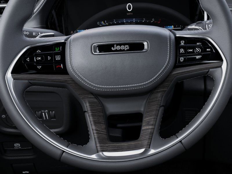 New 2025 Jeep Grand Cherokee Overland w/ Luxury Tech Group IV image 19