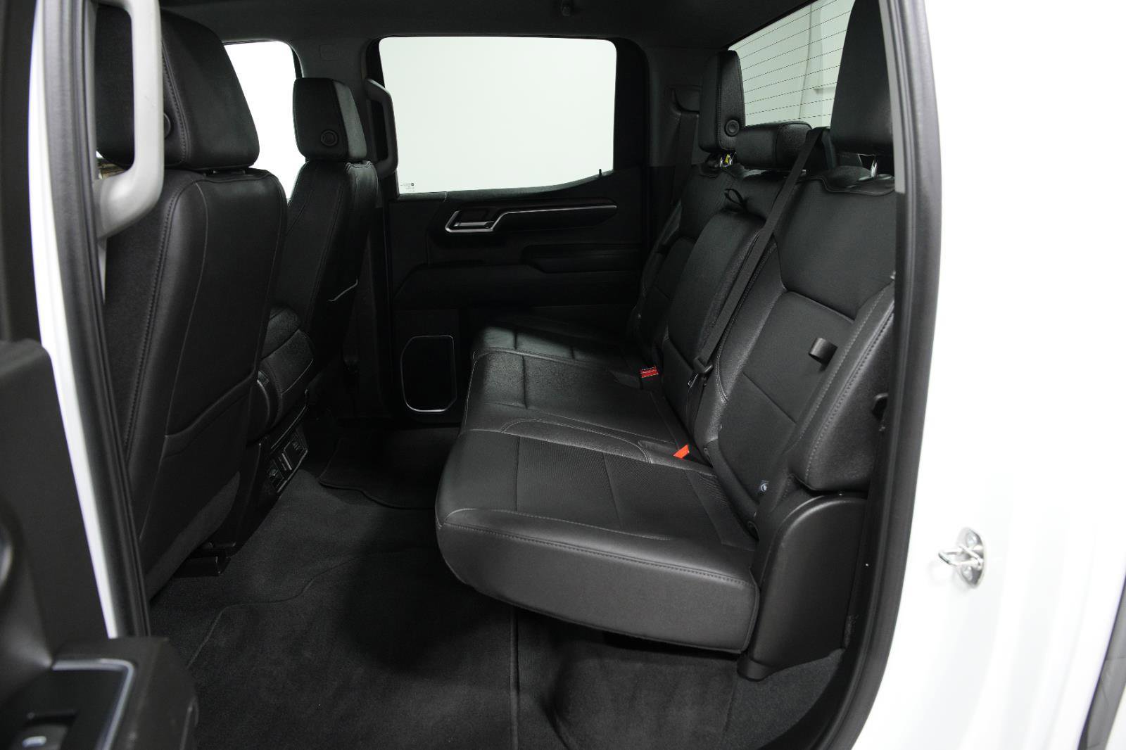 Used 2023 GMC Sierra 1500 SLT image 20