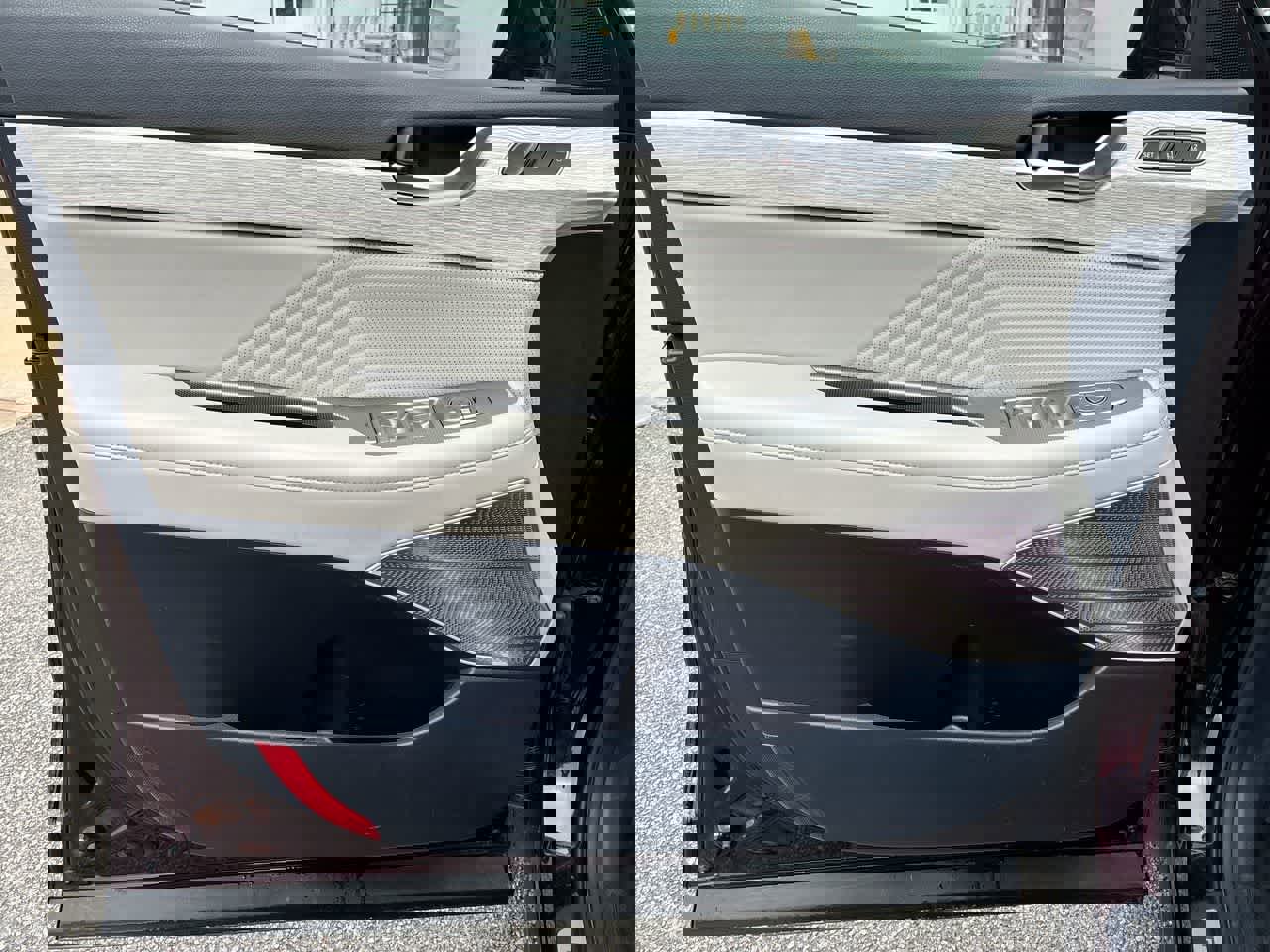 Used 2024 Hyundai Palisade Calligraphy image 23