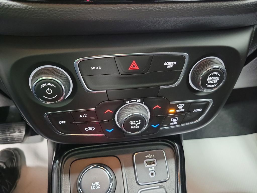 Used 2021 Jeep Compass Altitude image 45